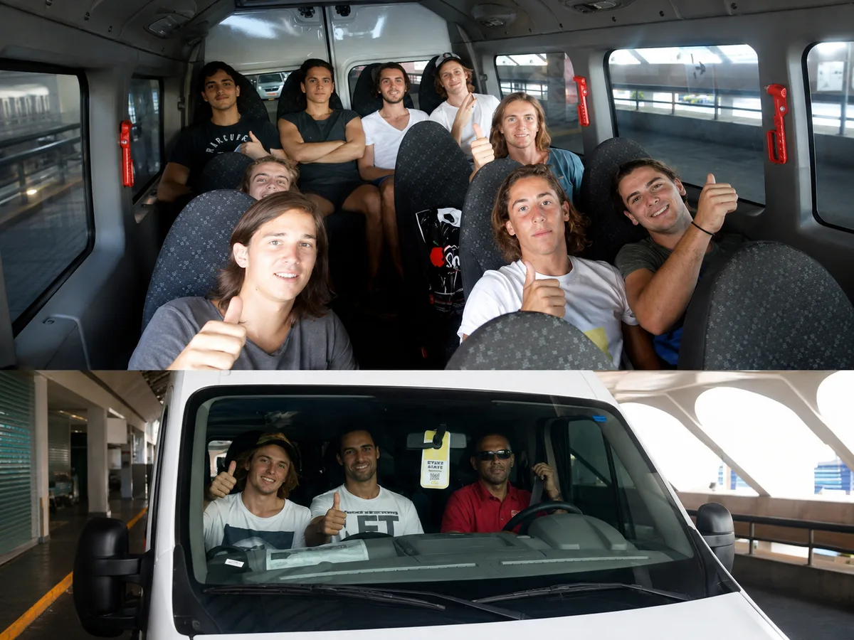 Jovens viajantes satisfeitos dentro de uma van de traslado